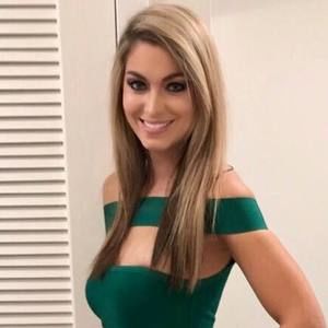 Meet your Posher, Hillary